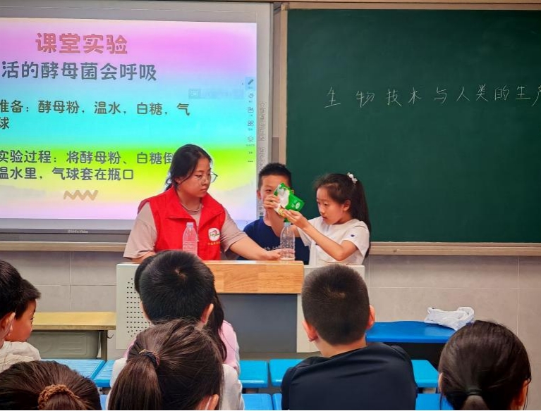 人民网2.jpg
